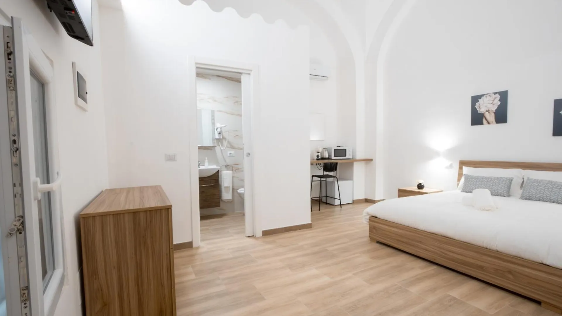 La Pigna Hotel Bari Italy