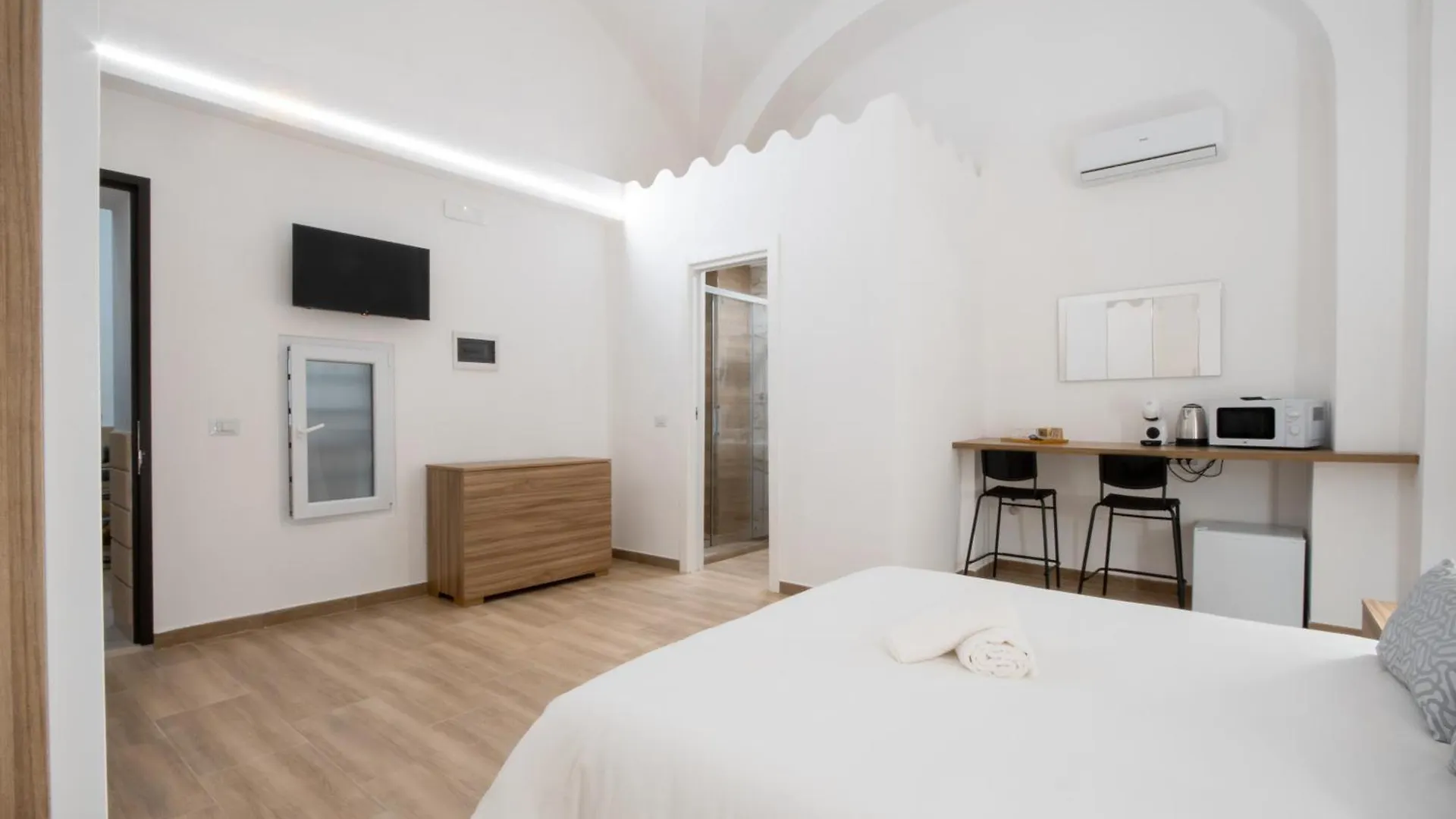 La Pigna Hotel Bari 0*,